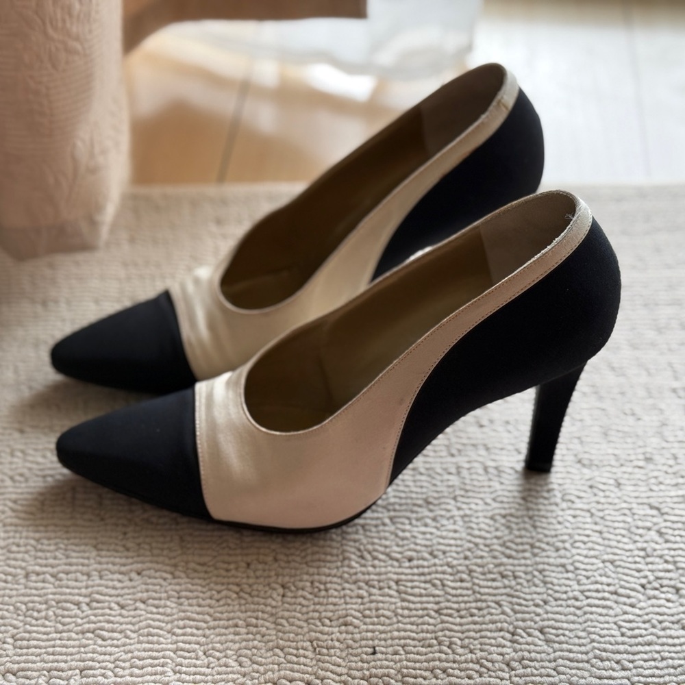YVEST SAINT LAURENT Heels, Cap-Toe, Satin, Size 7M, Good Condition